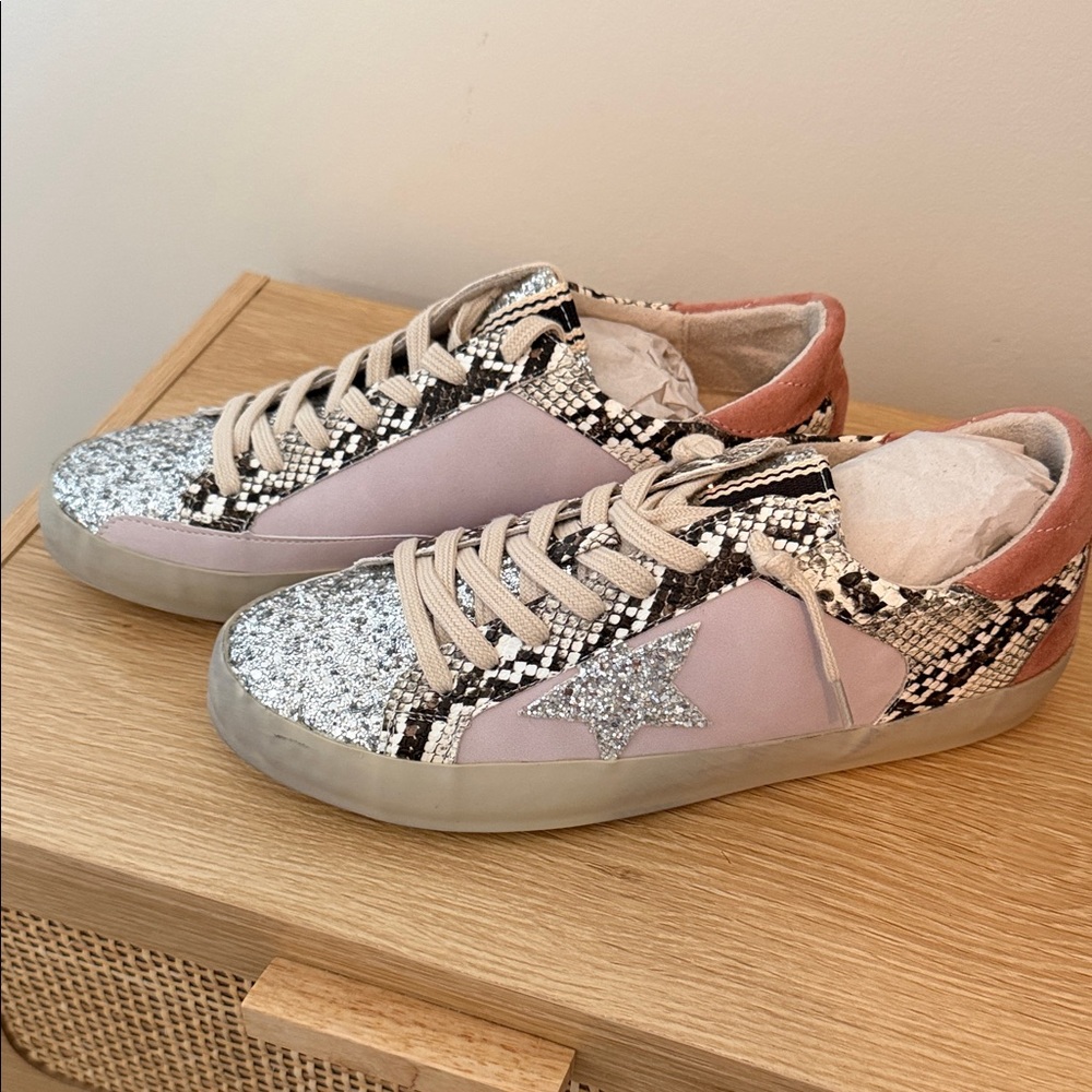 ShuShop Pink and Silver Star Sneakers